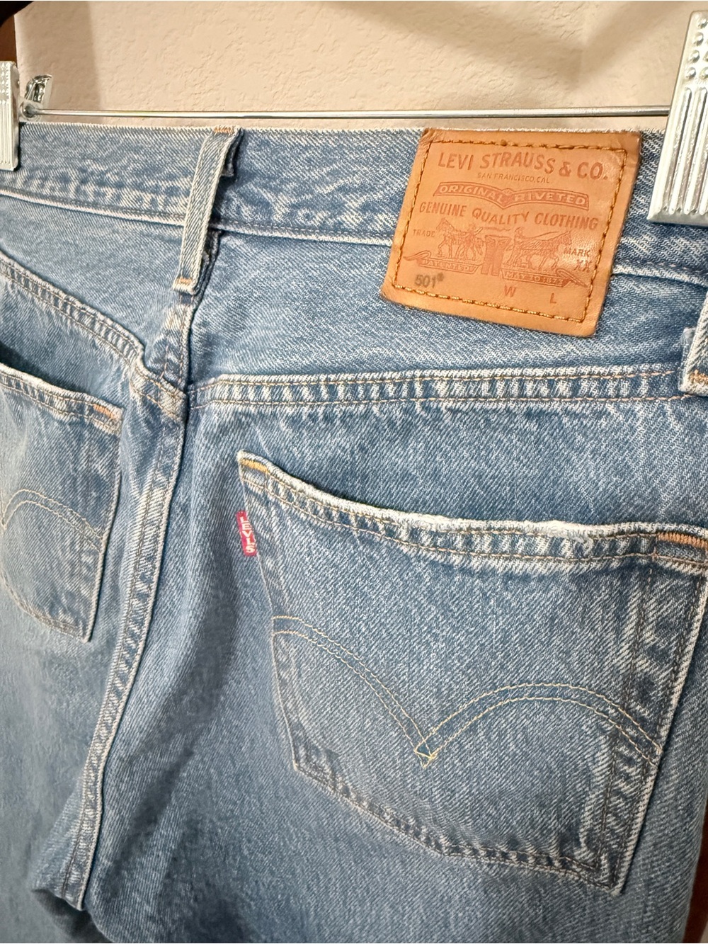 Levi’s Premium 501 Original Jeans W26 L26 Light Wash High Rise Button Fly - Picture 5 of 12